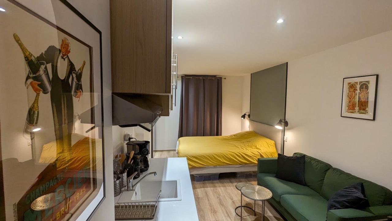 Apartamento Le Petit Meslier, 15 Min Cathedrale - Old Town Reims Exterior foto